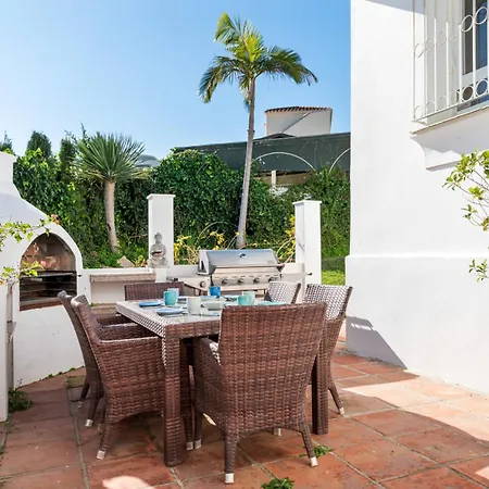 Vivi Homes - Casa Blanca - Private Pool - Big Garden - Terras