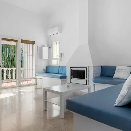 Vivi Homes - Casa Blanca - Private Pool - Big Garden - Terras *