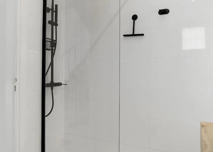 Villa Vivi Homes - Casa Blanca