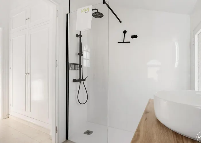 Vivi Homes - Casa Blanca Villa Estepona