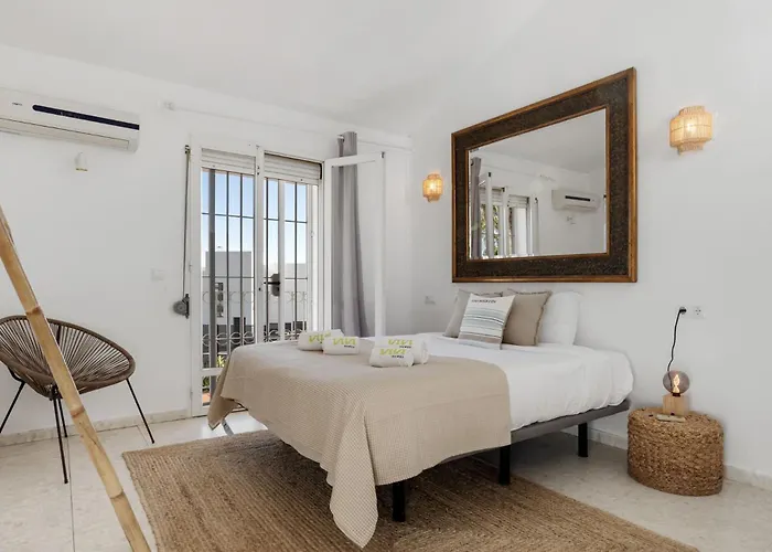 Vivi Homes - Casa Blanca Estepona